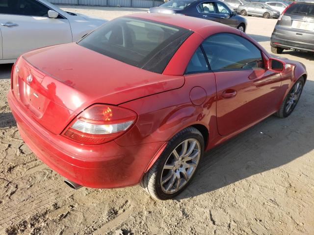 WDBWK56F75F058400 - 2005 MERCEDES-BENZ SLK 350 RED photo 4