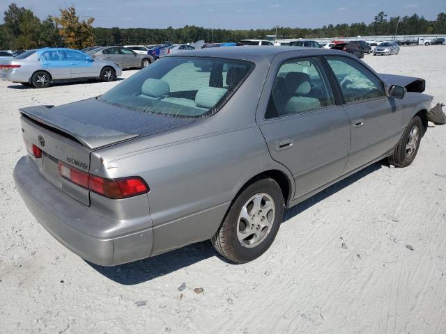 4T1BG22K0WU302979 - 1998 TOYOTA CAMRY CE TAN photo 4