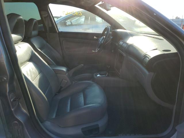 WVWWH63B83E158175 - 2003 VOLKSWAGEN PASSAT GLX Boz foto 5