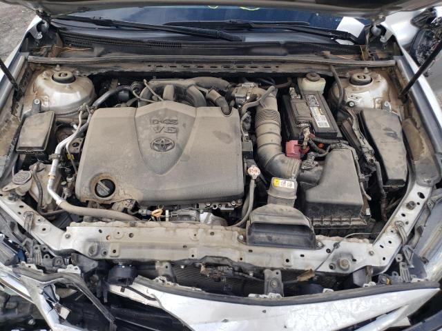 4T1BZ1HKXJU018392 - 2018 TOYOTA CAMRY XSE SILVER photo 7