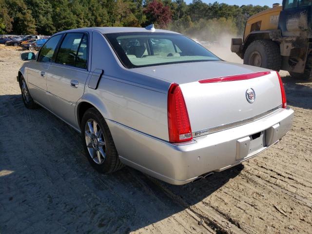 1G6KD5E61BU145697 - 2011 CADILLAC DTS LUXURY SILVER photo 3