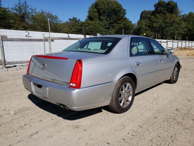 1G6KD5E61BU145697 - 2011 CADILLAC DTS LUXURY SILVER photo 4