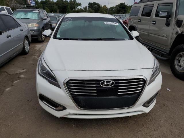 KMHE54L26HA062385 - 2017 HYUNDAI SONATA PLU WHITE photo 9