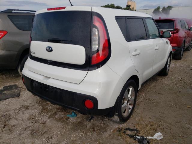 KNDJN2A20K7693678 - 2019 KIA SOUL WHITE photo 4