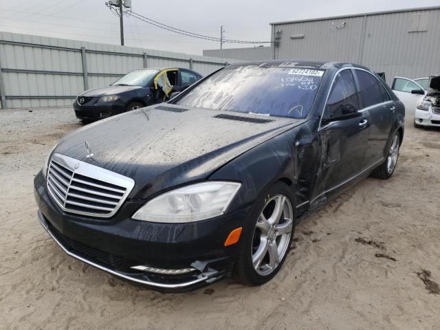 WDDNG9EB6DA536750 - 2013 MERCEDES-BENZ S 550 4MAT BLACK photo 2