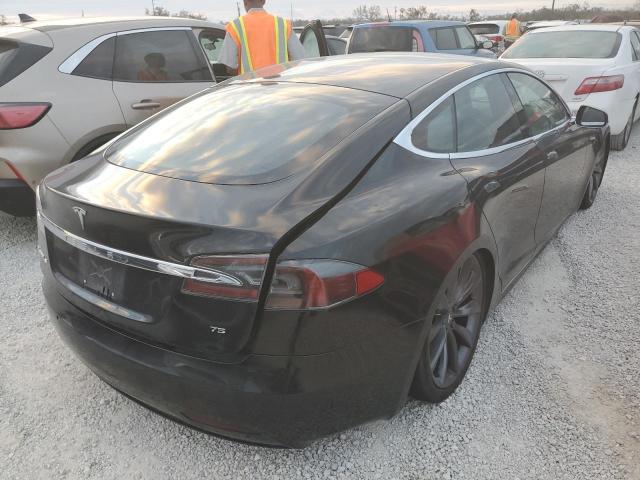 5YJSA1E10HF225870 - 2017 TESLA MODEL S Սև լուսանկար 4