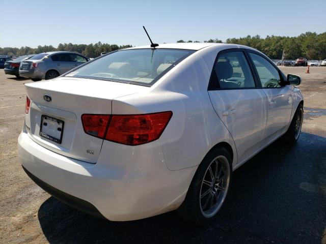 KNAFU4A22B5443064 - 2011 KIA FORTE EX WHITE photo 4