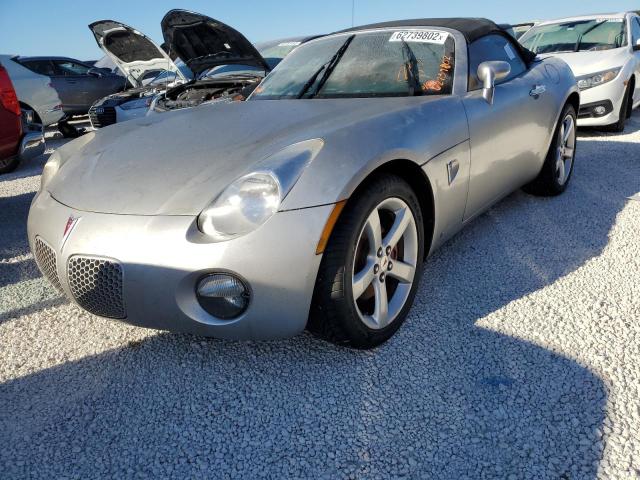 1G2MB35B96Y114830 - 2006 PONTIAC SOLSTICE SILVER photo 2