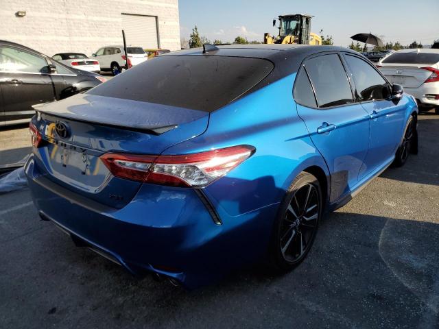 4T1KZ1AK1LU034638 - 2020 TOYOTA CAMRY TRD BLUE photo 4