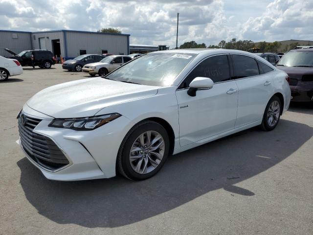 4T1B21FB5KU004103 - 2019 TOYOTA AVALON XLE WHITE photo 2