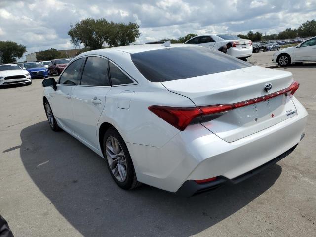 4T1B21FB5KU004103 - 2019 TOYOTA AVALON XLE WHITE photo 3