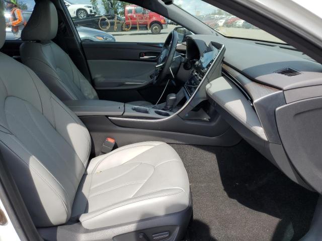 4T1B21FB5KU004103 - 2019 TOYOTA AVALON XLE WHITE photo 5