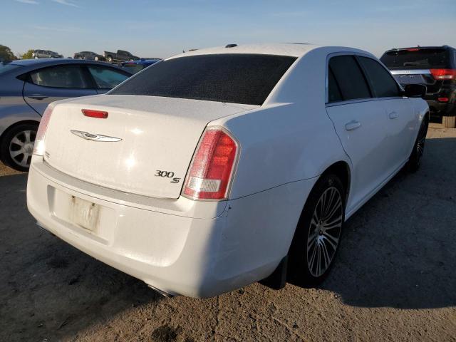 2C3CCABGXEH183760 - 2014 CHRYSLER 300 S WHITE photo 4