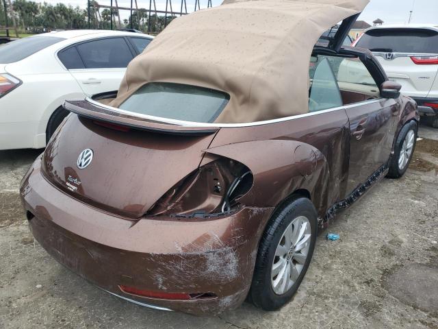 3VW517AT3HM809132 - 2017 VOLKSWAGEN BEETLE S/S 棕色 照片 4