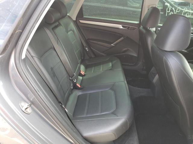 1VWDT7A36HC062410 - 2017 VOLKSWAGEN PASSAT R-L GRAY photo 6