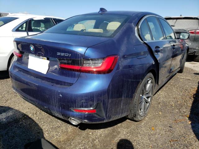 WBA5R1C59KFH18901 - 2019 BMW 330I BLUE photo 4