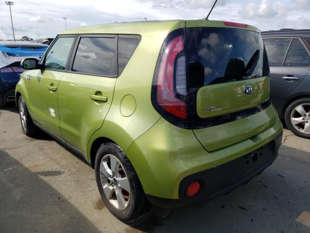 KNDJN2A23J7890925 - 2018 KIA SOUL GREEN photo 3