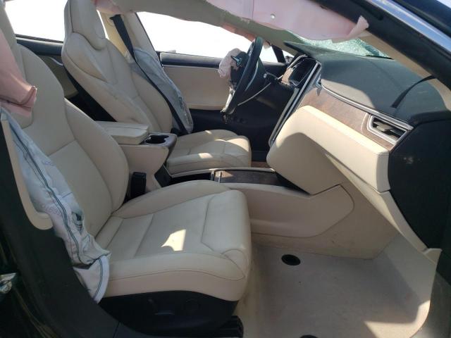 5YJSA1E27JF245564 - 2018 TESLA MODEL S Սև լուսանկար 5