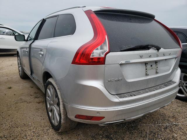 YV440MDU6H2068290 - 2017 VOLVO XC60 T5 IN SILVER photo 3