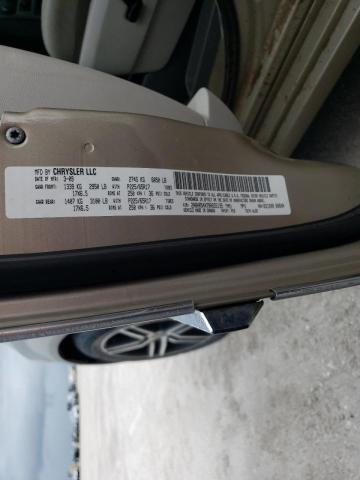 2A8HR54X79R655135 - 2009 CHRYSLER TOWN & COU 金色 照片 10