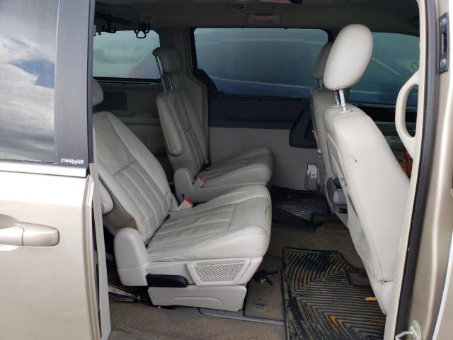 2A8HR54X79R655135 - 2009 CHRYSLER TOWN & COU 金色 照片 6
