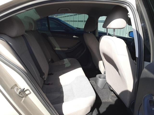 3VW2K7AJ8DM242716 - 2013 VOLKSWAGEN JETTA BASE 金色 照片 6