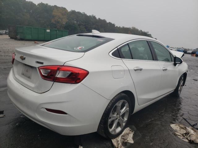 1G1BF5SM5H7266145 - 2017 CHEVROLET CRUZE PREM WHITE photo 4