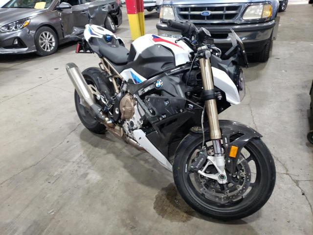 WB10E5307N6F28309 - 2022 BMW S 1000 R WHITE photo 1