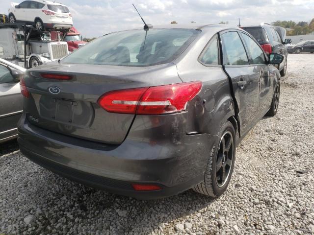 1FADP3E26JL310264 - 2018 FORD FOCUS S GRAY photo 4