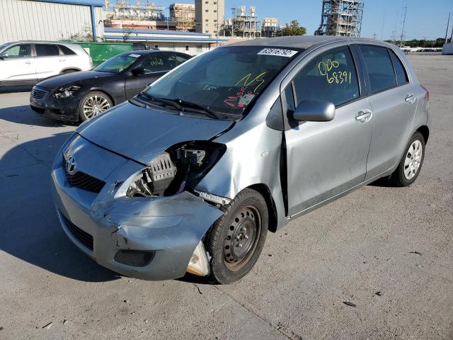 JTDKT4K33A5316107 - 2010 TOYOTA YARIS SILVER photo 2