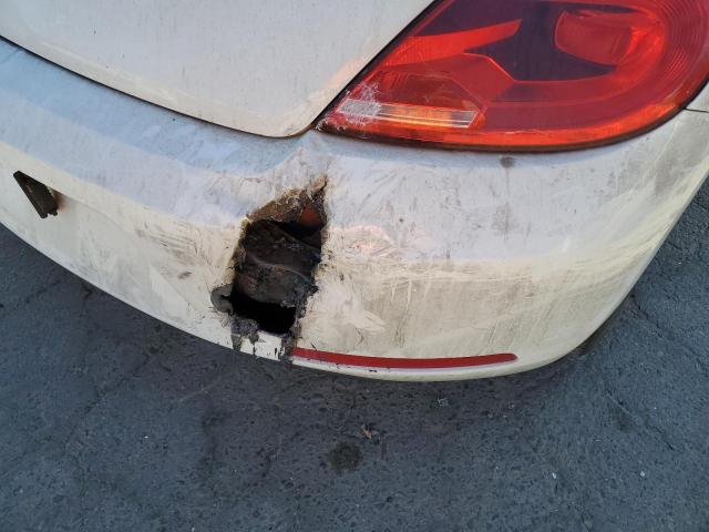 3VW507AT8GM810956 - 2016 VOLKSWAGEN BEETLE S/S 白色 照片 9