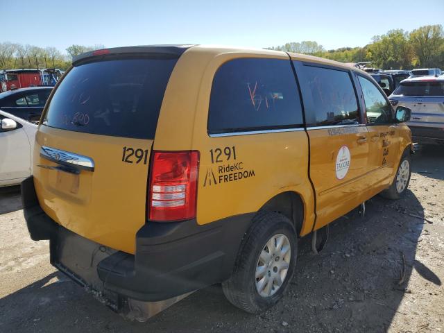 2A8HR44E99R526709 - 2009 CHRYSLER TOWN & COU YELLOW photo 4