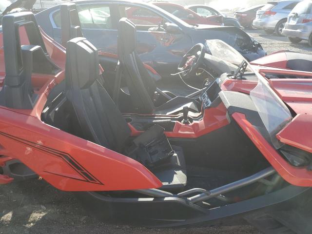 57XAAPFA3G7113962 - 2016 POLARIS SLINGSHOT RED photo 5