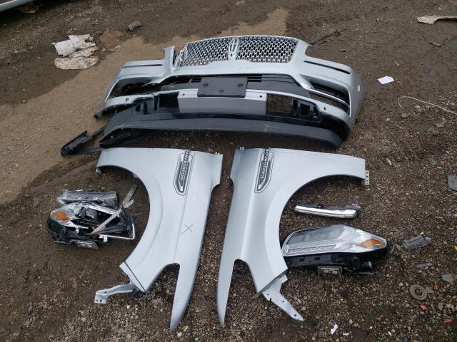 5LMJJ2TT8LEL00050 - 2020 LINCOLN NAVIGATOR ვერცხლისფერი ფოტო 9