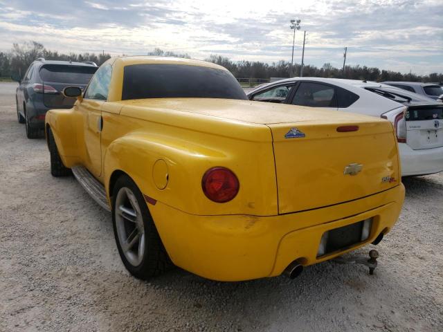 1GCES14P14B105878 - 2004 CHEVROLET SSR 黄色 照片 3