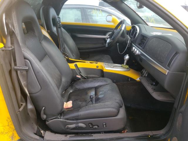 1GCES14P14B105878 - 2004 CHEVROLET SSR 黄色 照片 5