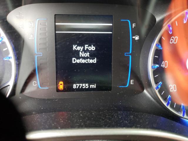 2C4RC1AG2JR122169 - 2018 CHRYSLER PACIFICA L WHITE photo 8