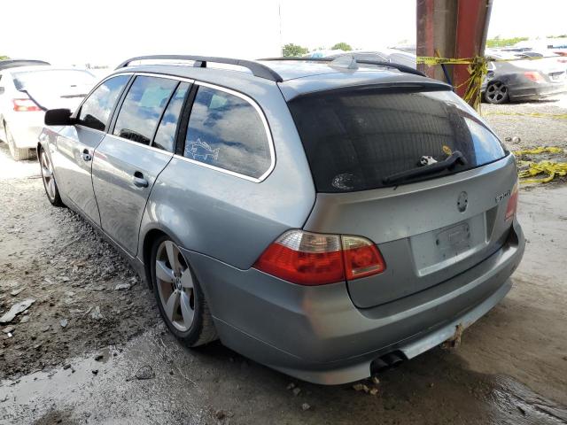 WBANN73536CN00942 - 2006 BMW 530 XIT SILVER photo 3