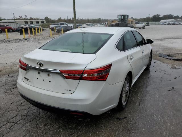 4T1BK1EB2DU021476 - 2013 TOYOTA AVALON BAS WHITE photo 4