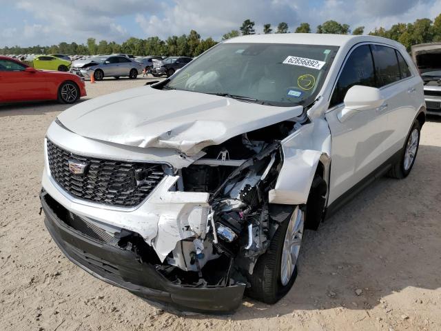 1GYAZAR42NF100380 - 2022 CADILLAC XT4 LUXURY WHITE photo 2