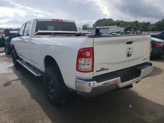 3C6UR5JL6KG689111 - 2019 RAM 2500 BIG H WHITE photo 3