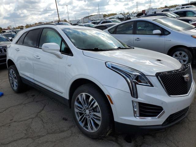 1GYKNGRS0LZ147842 - 2020 CADILLAC XT5 SPORT WHITE photo 1