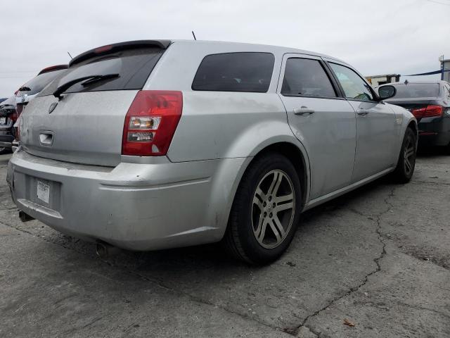 2D4FV47TX8H111216 - 2008 DODGE MAGNUM SILVER photo 4