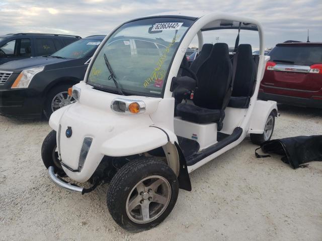 52CG4AGA4E0004996 - 2014 GEM GOLF CART WHITE photo 2