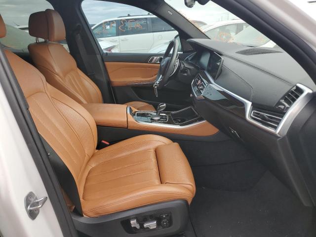 5UXCR4C07L9C45286 - 2020 BMW X5 SDRIVE WHITE photo 5