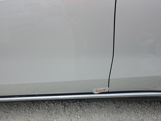 5UXCR4C07L9C45286 - 2020 BMW X5 SDRIVE WHITE photo 9