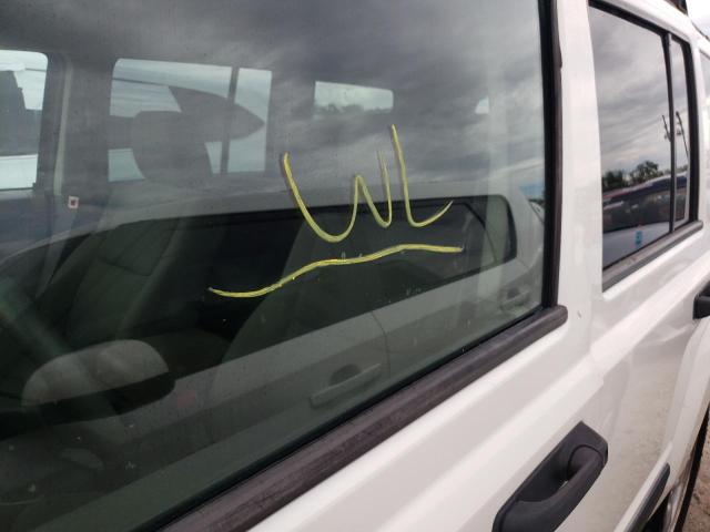 1J8HG48NX6C348863 - 2006 JEEP COMMANDER 白色 照片 9