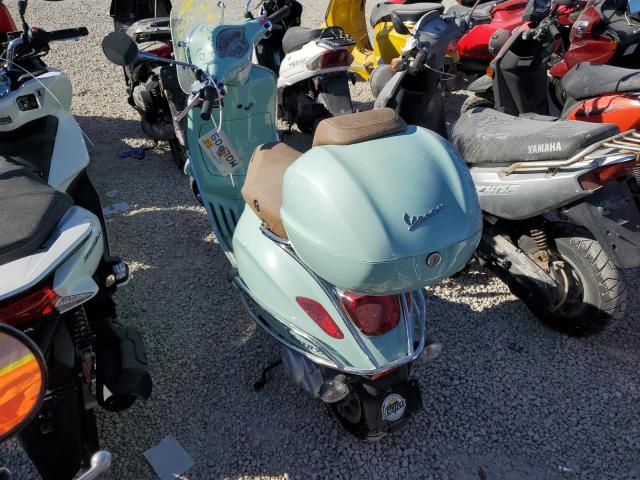 ZAPCA06B6M5102719 - 2021 VESPA SCOOTER TEAL photo 3