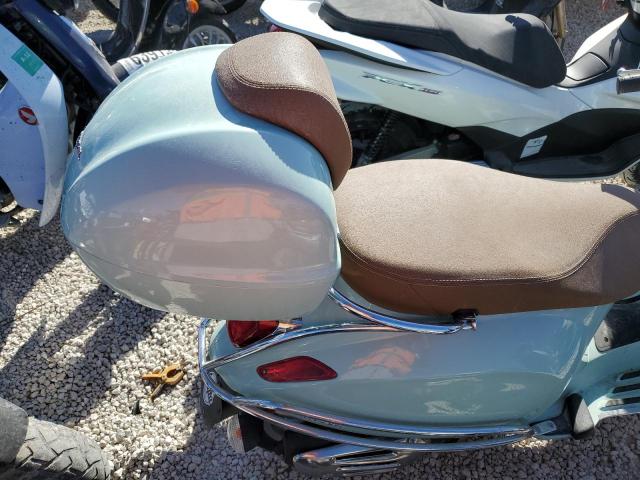 ZAPCA06B6M5102719 - 2021 VESPA SCOOTER TEAL photo 6