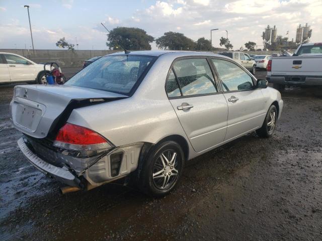 JA3AJ26E94U065877 - 2004 MITSUBISHI LANCER ES SILVER photo 4